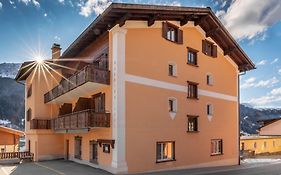 Madrisa Lodge